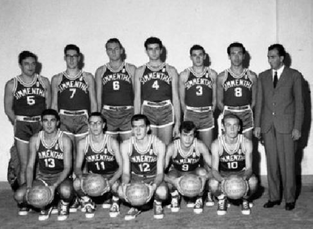 Simmenthal Campione d'Italia 1958-59. In piedi: Pagani, Pieri Tillotson,Volpato; Cescutti, Gamba, Rubini. Accosciati: Zappelli, Bertini,Galletti;Sardagna, Riminucci.